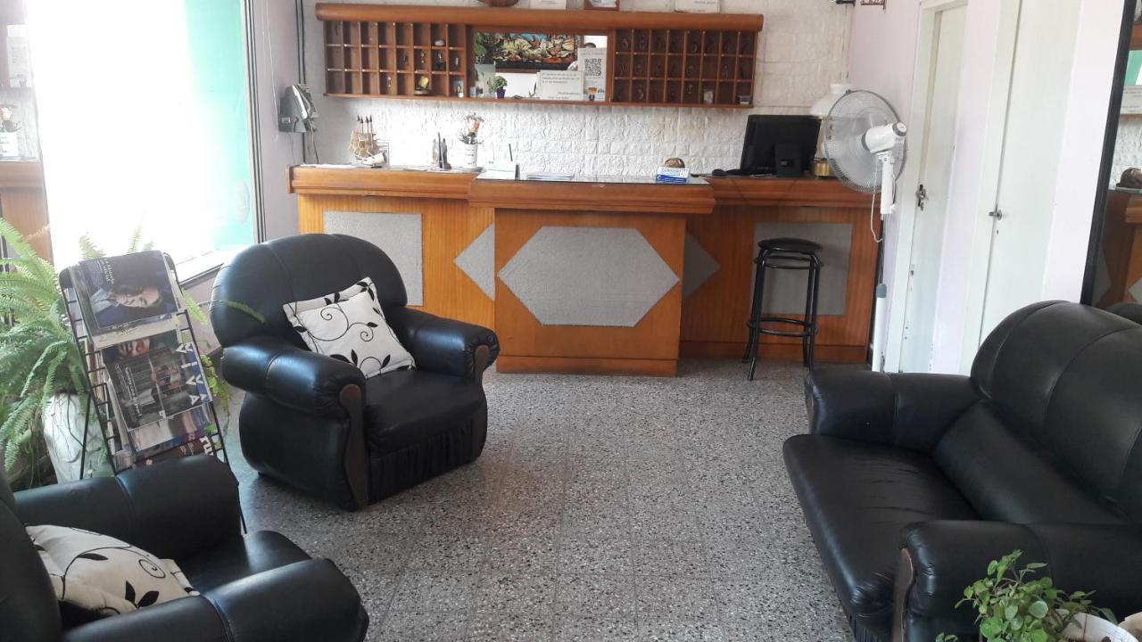 Hotel Los Robles Gualeguaychú Extérieur photo